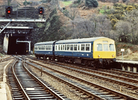  DMU