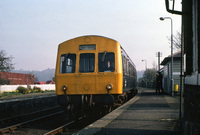  DMU