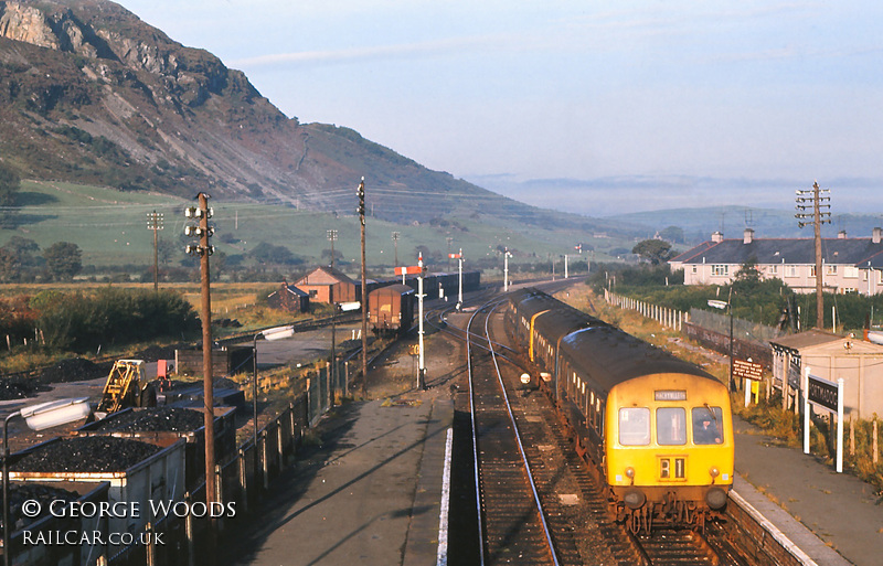 Class 101 DMU at Porthmadog