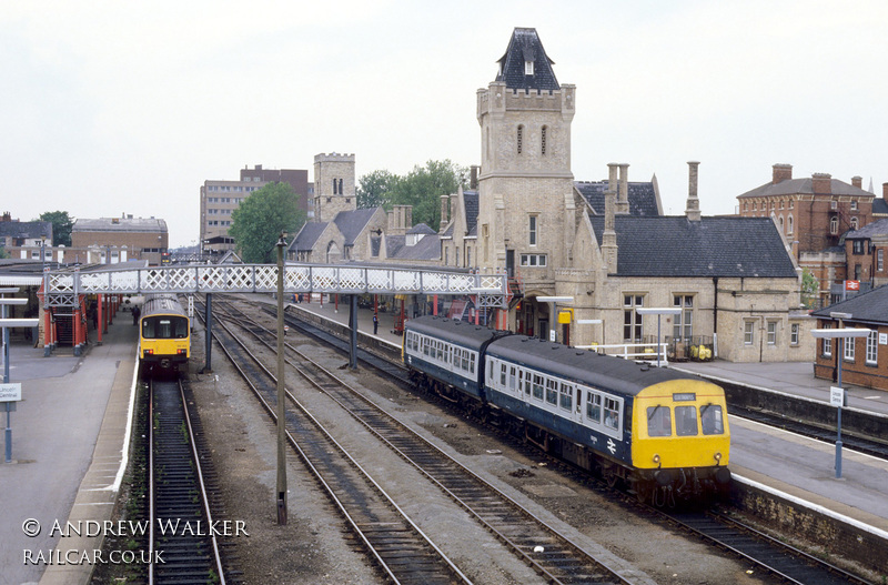 Class 101 DMU at Lincoln Central