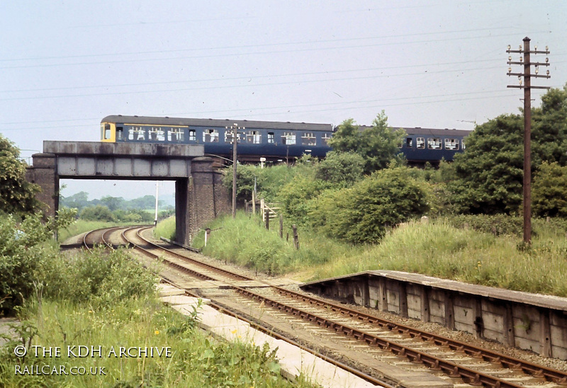 Class 103 DMU at Hope Exchange
