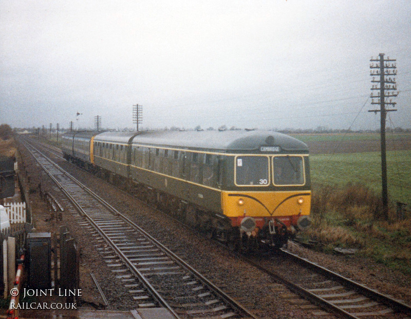 Class 105 DMU at Horsemoor