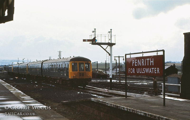 Class 108 DMU at Penrith