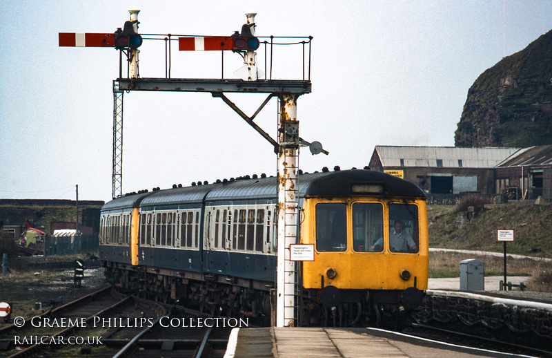 Class 108 DMU at Whitehaven