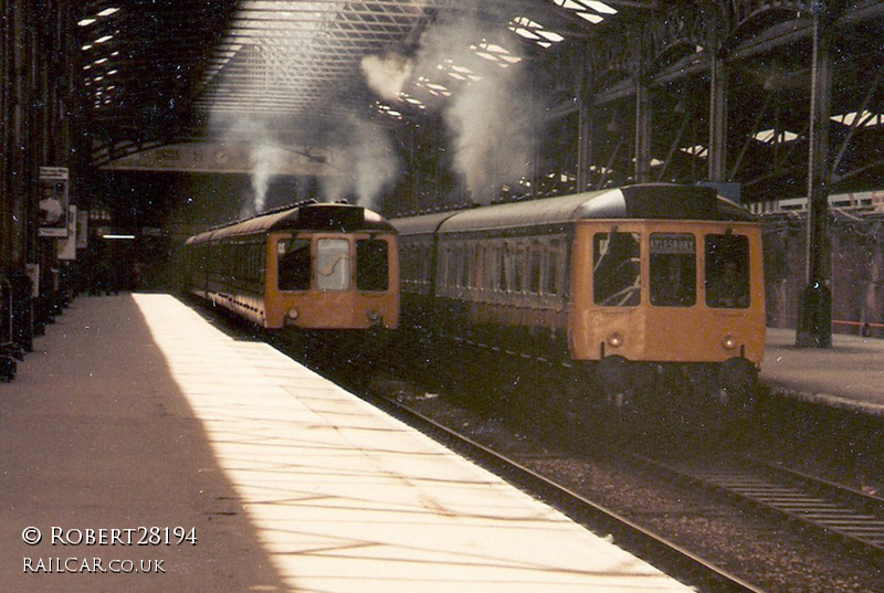 Class 115 DMU at Marylebone