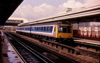 Class 117 DMU at Clapham Junction