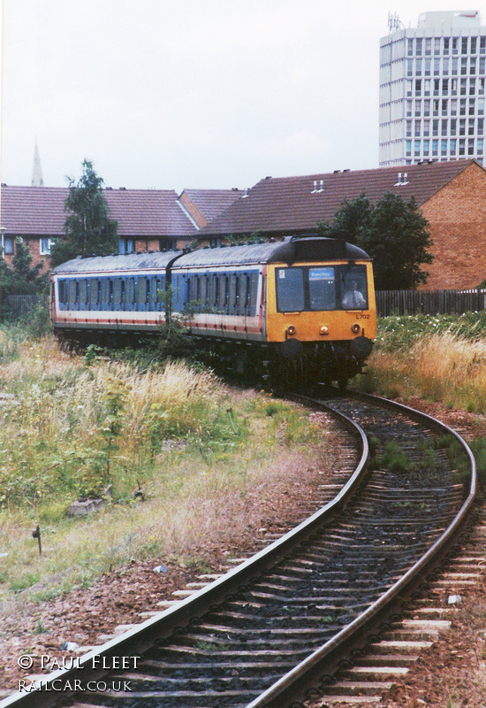 Class 117 DMU at Bedford St Johns