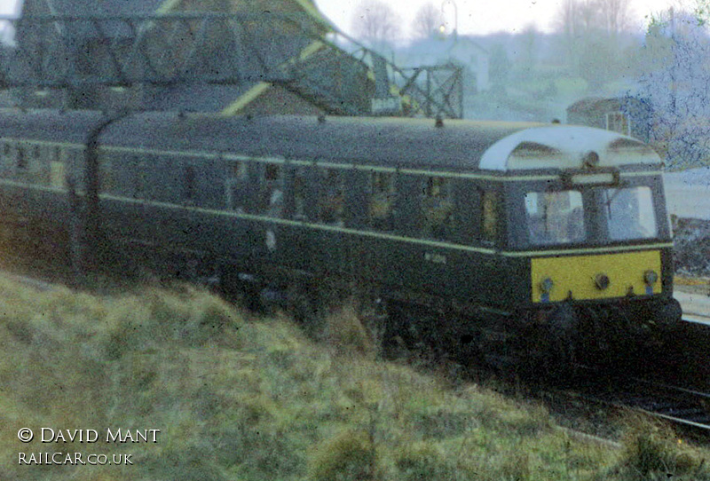 Class 120 DMU at Porton
