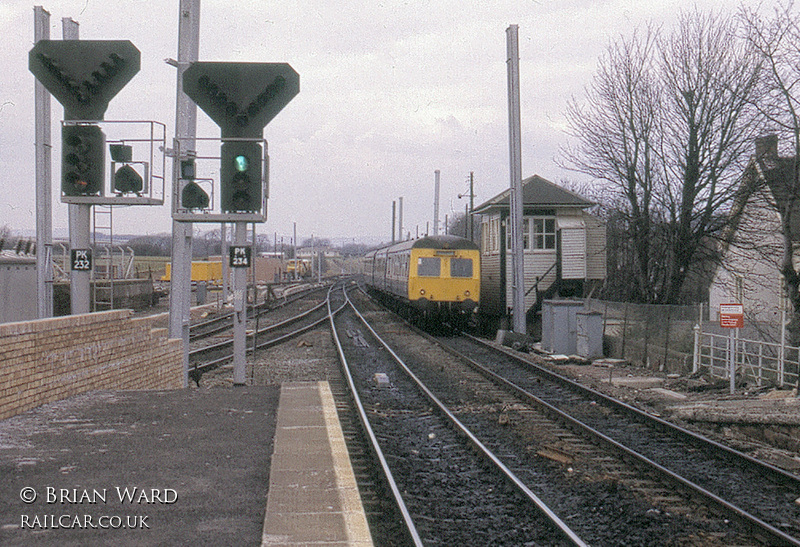 Class 120 DMU at Kilwinning