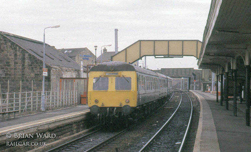 Class 120 DMU at Kilwinning