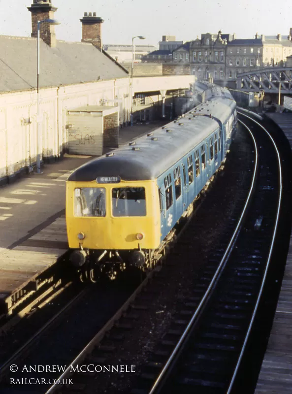 Class 105 DMU at Gateshead