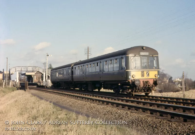 Class 109 DMU at Somersham