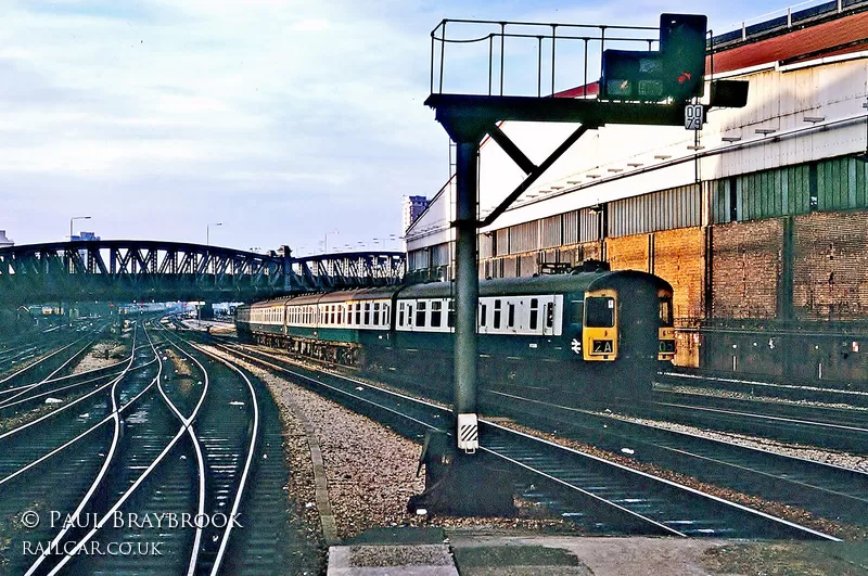 Class 123 DMU at London Paddington
