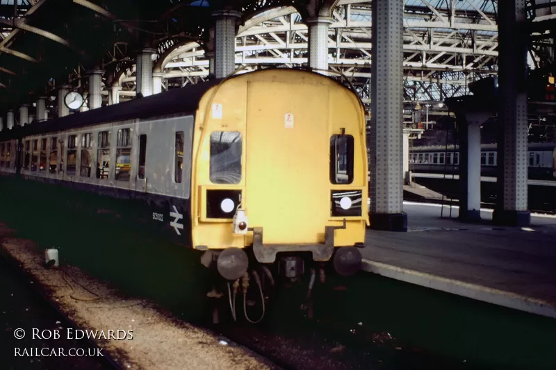 Class 126 DMU at Glasgow Central