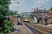 Class 105 DMU at Brundall