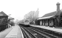 Class 116 DMU at Wilmcote