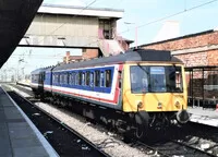 Class 117 DMU at Bletchley