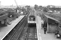 Class 117 DMU at Blackhorse Road