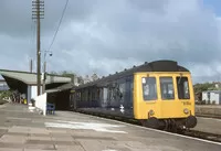 Class 118 DMU at St Erth