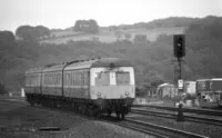  DMU