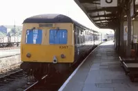 Class 120 DMU at St Erth