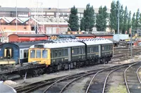 Class 127 DMU at Doncaster