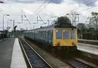 Class 127 DMU at Harpenden
